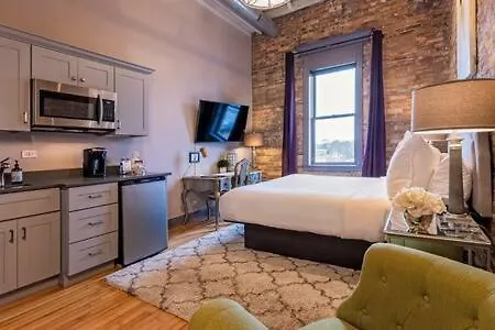 Hip Urban Loft - Small Town Charm -124 Lofts #3 West Dundee Exterior photo