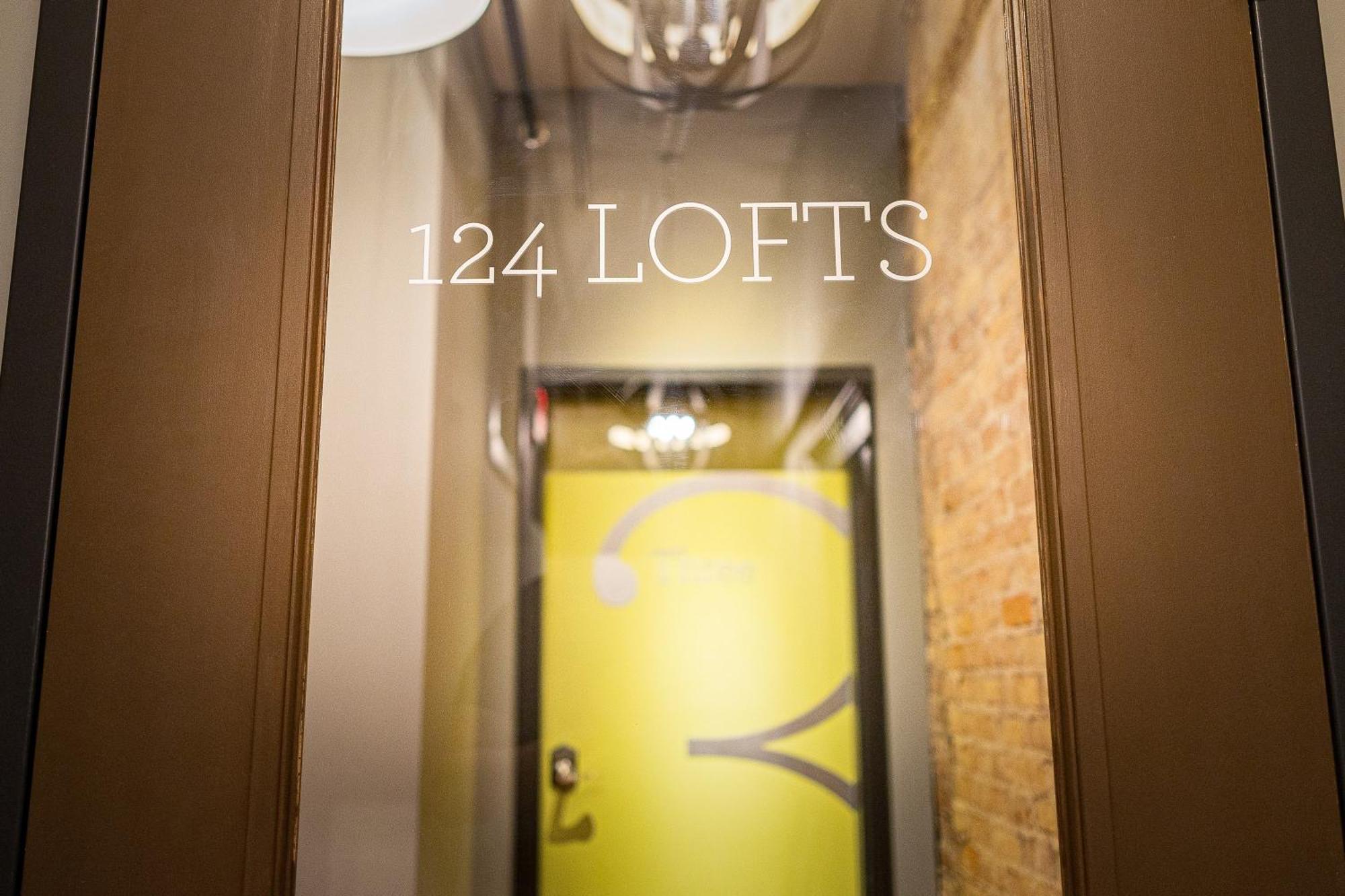Hip Urban Loft - Small Town Charm -124 Lofts #3